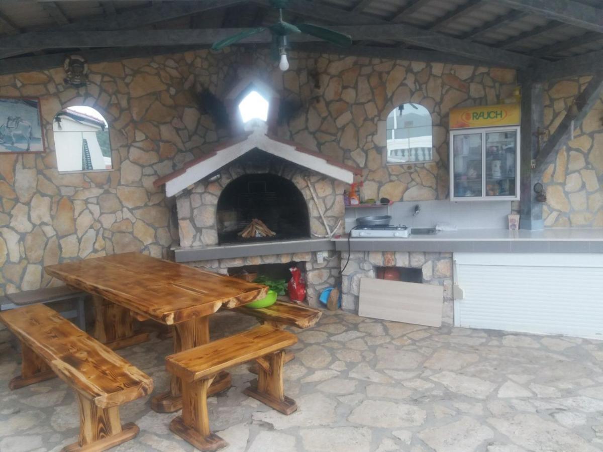 Villa Palfi Jezera Luaran gambar