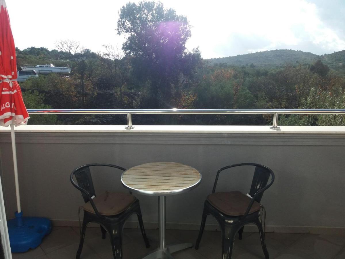 Villa Palfi Jezera Luaran gambar